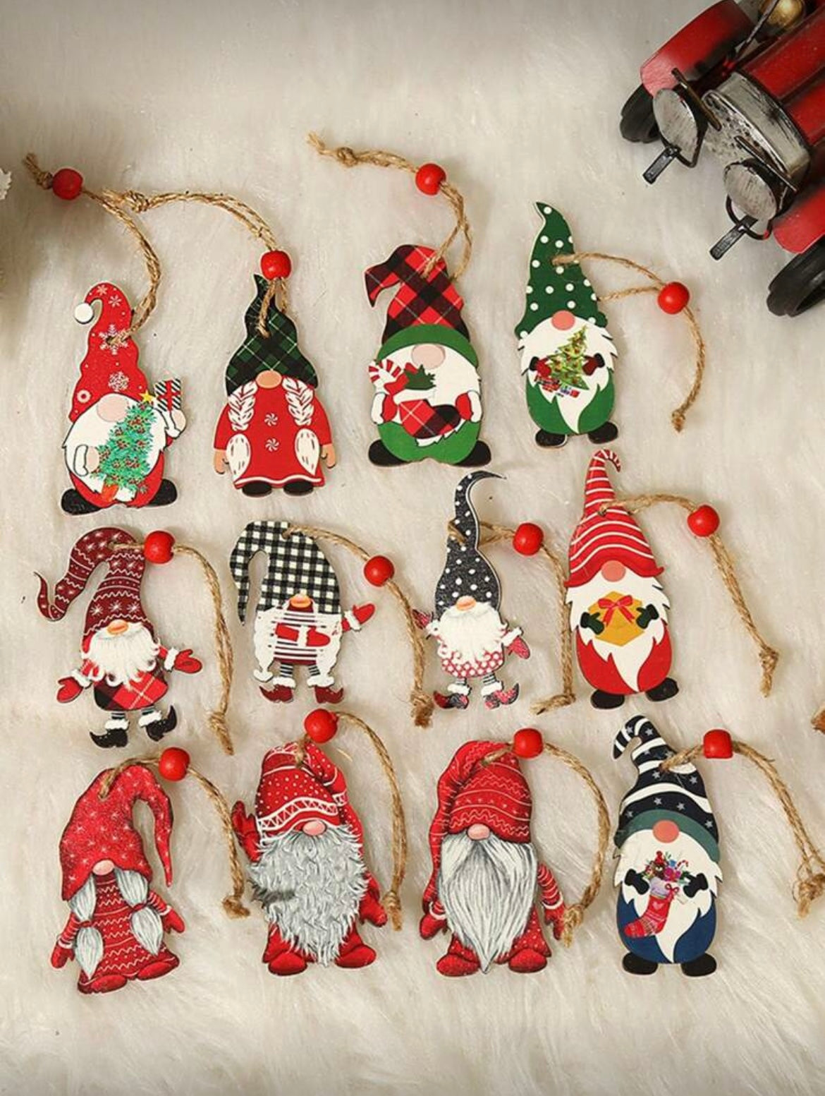 christmas gnome ornaments (12 pcs)